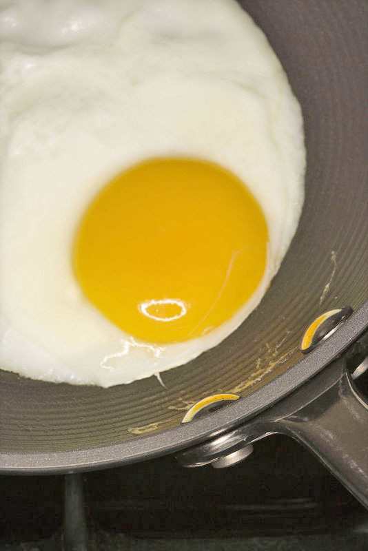 egg frying